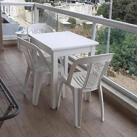 Apartment Duplex Spinola *